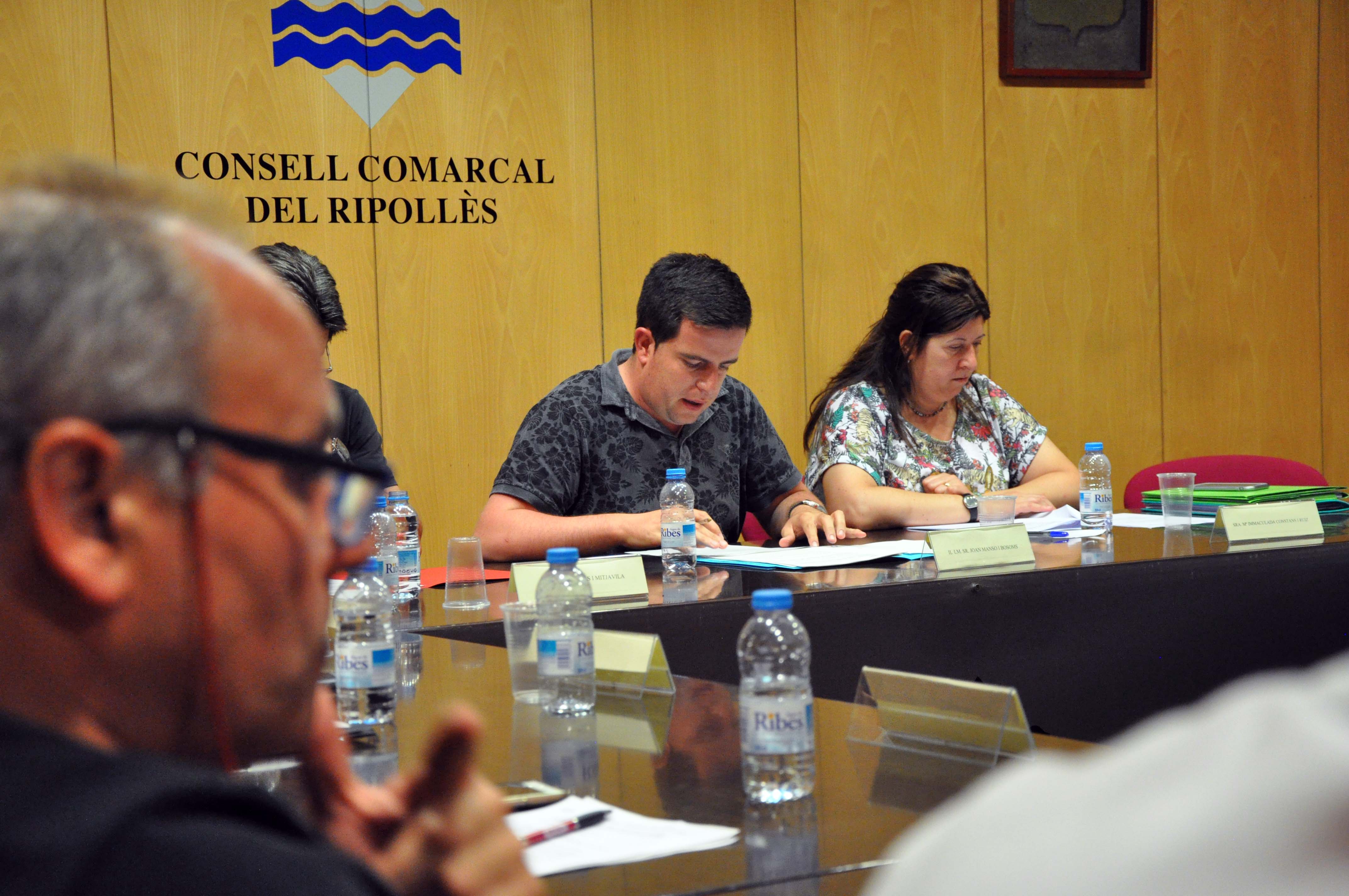 El consell comarcal subvencionarà el servei d’interpretació per a les persones sordes del Ripollès