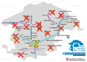 Mapa del servei de transport escolar del Ripollès on s'indiquen les línies suspeses i els serveis actius dimecres 8 de febrer de 2023