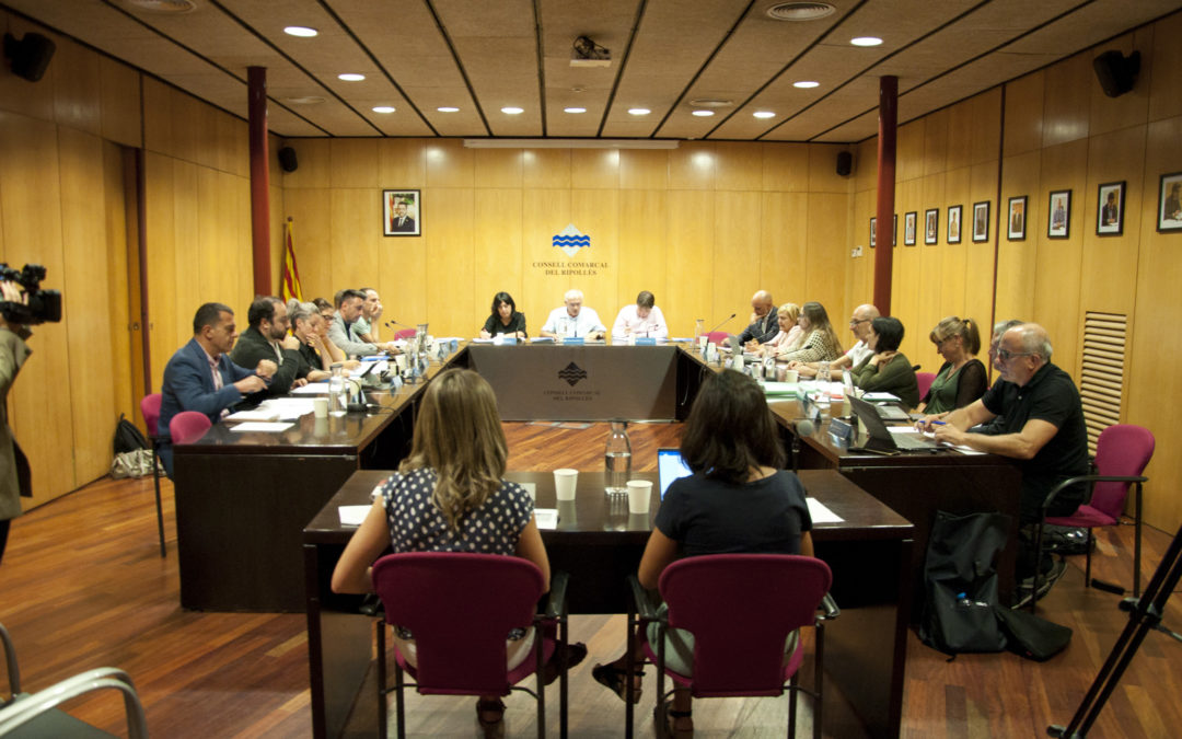 El govern del Consell Comarcal del Ripollès exposa el full de ruta